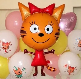 {{photo.Alt || photo.Description || 'Три Кота Карамелька, 2 фонтана и сердце'}}