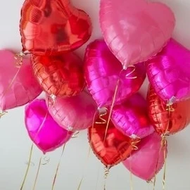 {{photo.Alt || photo.Description || 'Сердца 18' под потолок 12 штук'}}