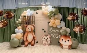 Фотозона Выпускной в лесу. 4602